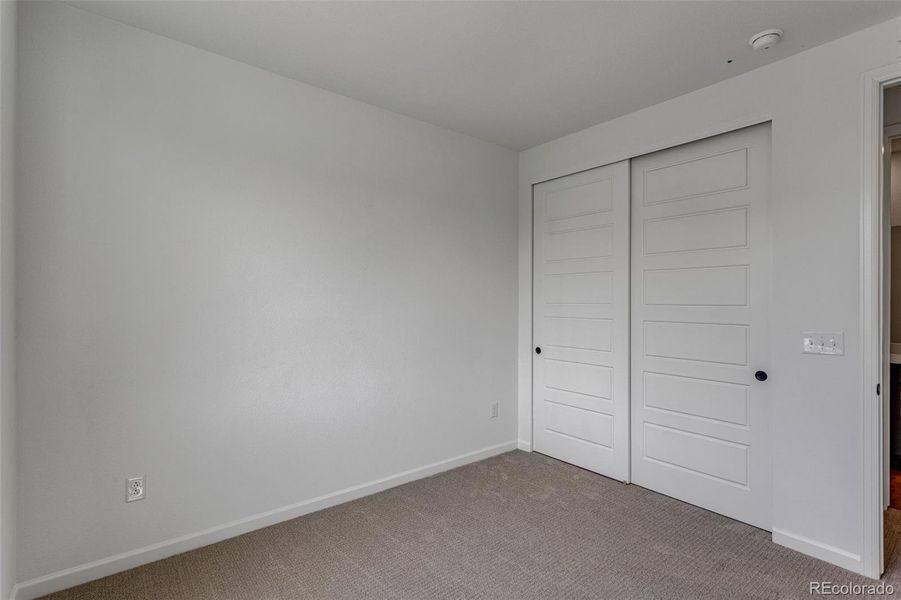 Spacious, unfurnished interior of a new home in Sugar Mill Village, Longmont (Image 13). Spacious, unfurnished interior of a new home in Sugar Mill Village, Longmont (Image 13).