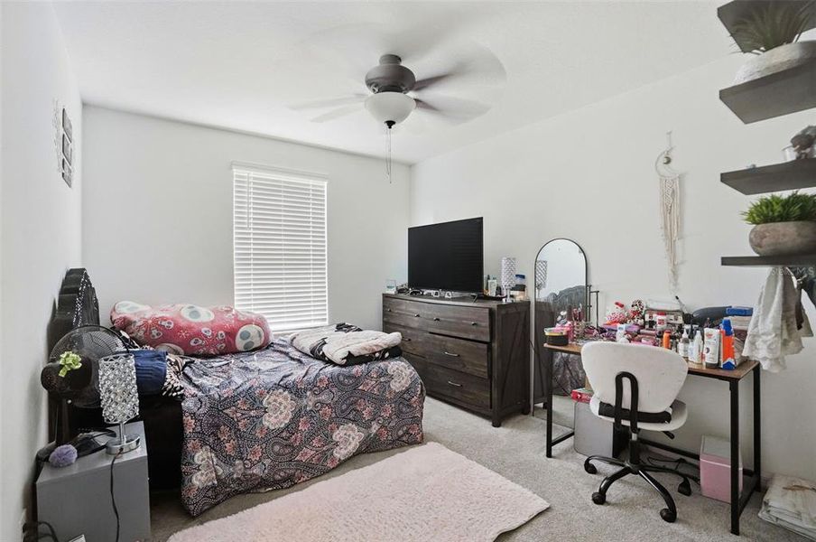Furnished interior view inside a new home in The Isle of Avalon, Spring Hill (Image 19).