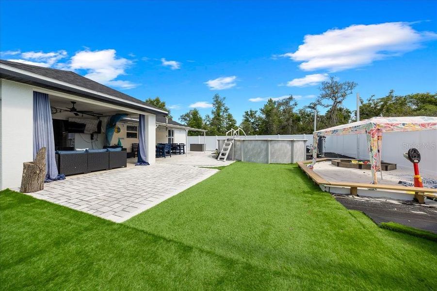 Exterior details and patio area of a home in , Ocala (Image 27).