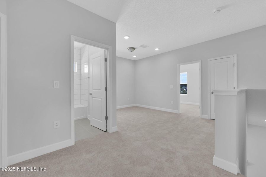 Spacious, unfurnished interior of a new home in Crosswinds at Nocatee, Nocatee (Image 20).