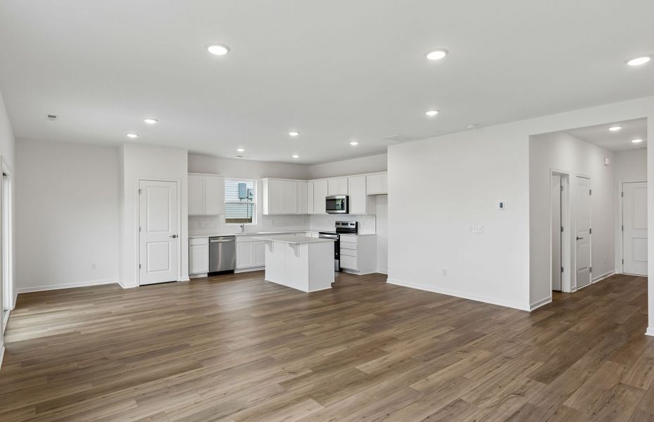 Spacious, unfurnished interior of a new home in Highlands of Carter's Station, Columbia (Image 33). Spacious, unfurnished interior of a new home in Highlands of Carter's Station, Columbia (Image 33).