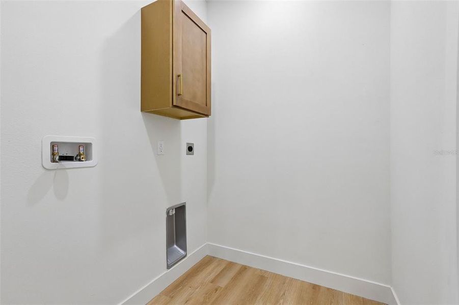 Spacious, unfurnished interior of a new home in , Dunedin (Image 23).
