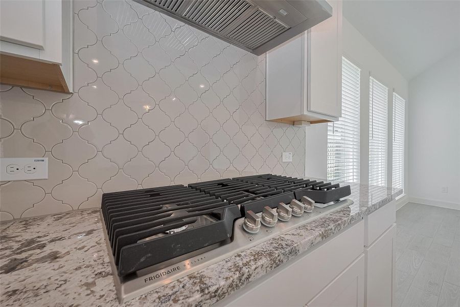 Image 41 of a home in Lago Mar. Image 41 of a home in Lago Mar.