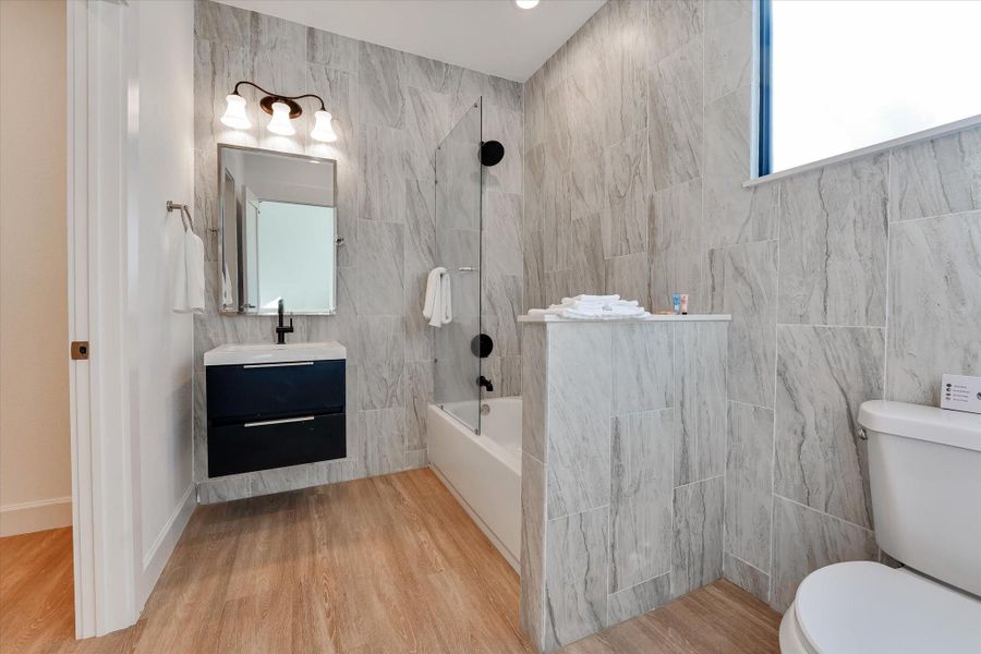 Furnished interior view inside a new home in , Conroe (Image 15). Furnished interior view inside a new home in , Conroe (Image 15).