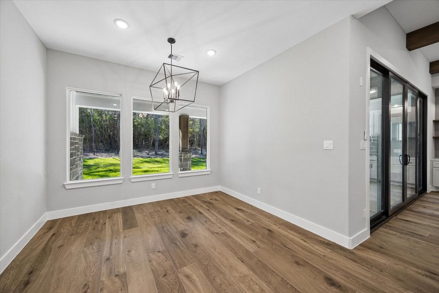 Spacious, unfurnished interior of a new home in , Huntsville (Image 37).