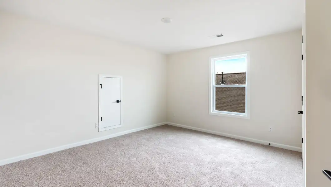Spacious, unfurnished interior of a new home in Alder Pond, Campobello (Image 29).