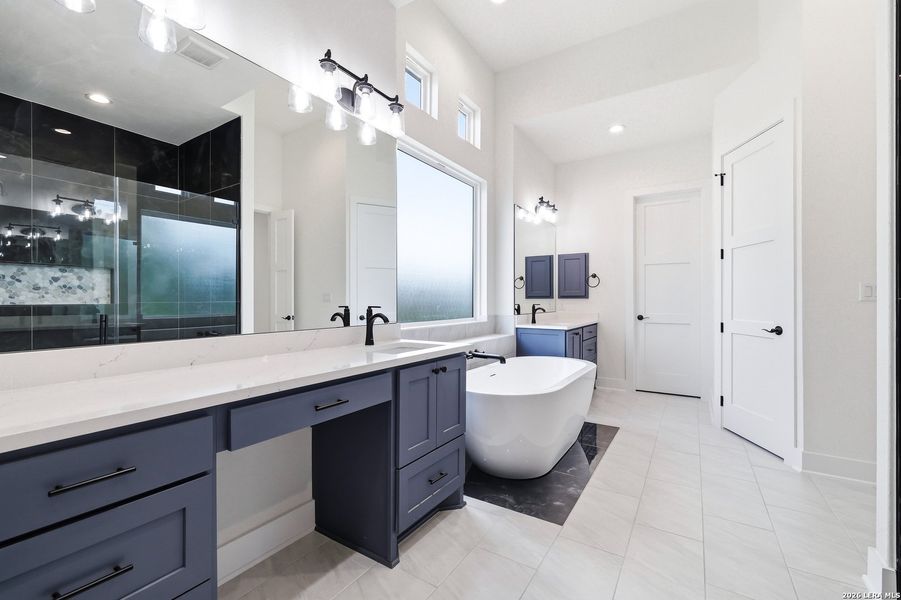 Furnished interior view inside a new home in , New Braunfels (Image 6).
