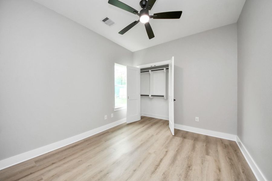 Spacious, unfurnished interior of a new home in , Pasadena (Image 34).