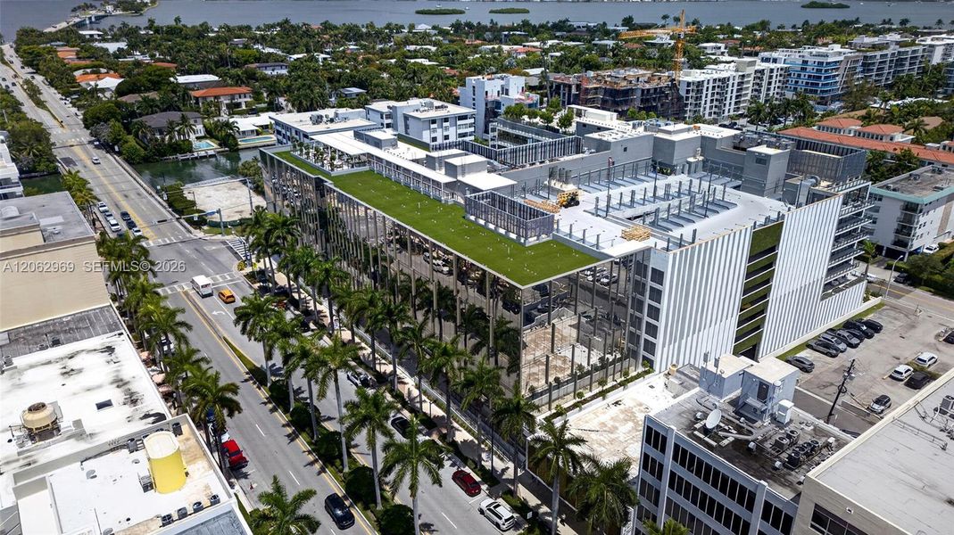 Condo located in Bay Harbor Islands, FL showcasing its design and architecture (Image 30).