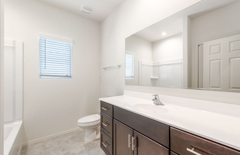 Furnished interior view inside a new home in Copper Falls, Buckeye (Image 5).