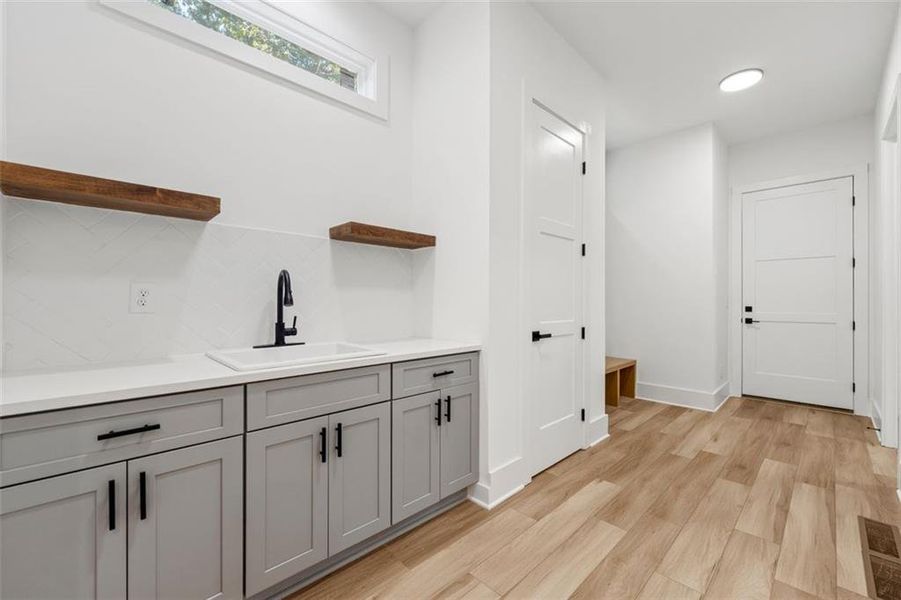 Furnished interior view inside a new home in , Jefferson (Image 14).