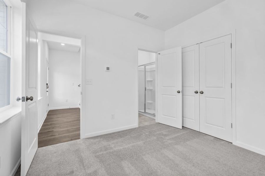 Image 44 of a home in Somerset at Veterans Memorial.