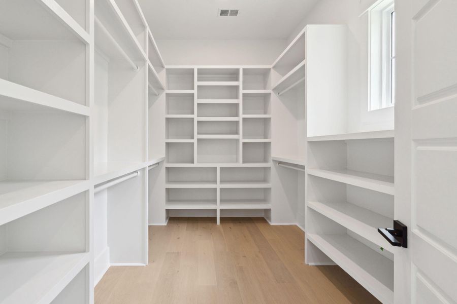 Spacious, unfurnished interior of a new home in , Johns Island (Image 50).