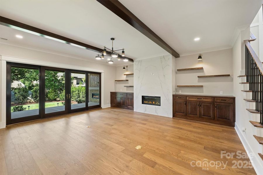 Spacious, unfurnished interior of a new home in , Charlotte (Image 18).