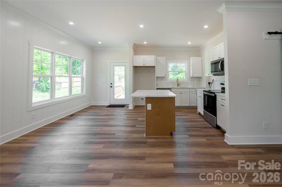 Spacious, unfurnished interior of a new home in , Huntersville (Image 22).