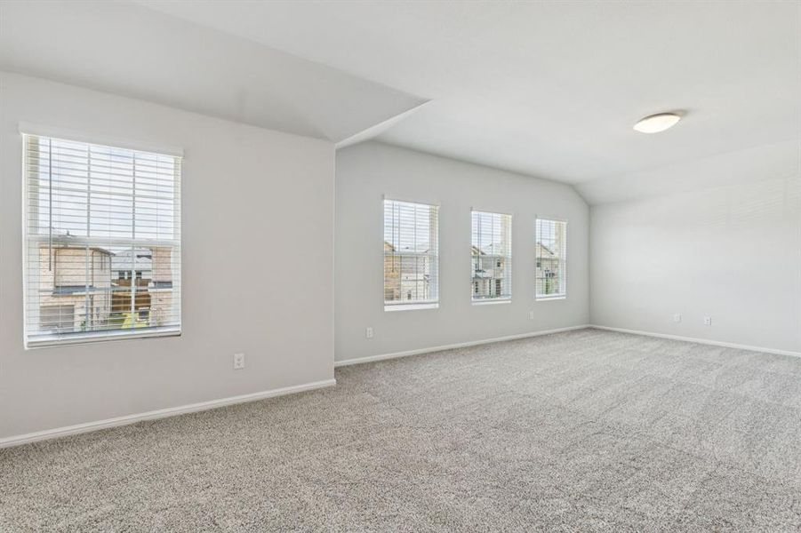 Spacious, unfurnished interior of a new home in AnaCapri, Anna (Image 15). Spacious, unfurnished interior of a new home in AnaCapri, Anna (Image 15).