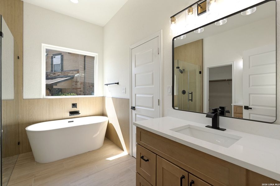 Furnished interior view inside a new home in , Schertz (Image 10).