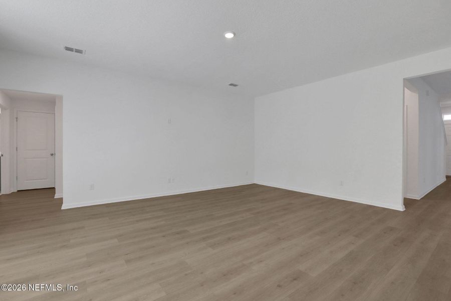 Spacious, unfurnished interior of a new home in Jennings Farm, Middleburg (Image 50). Spacious, unfurnished interior of a new home in Jennings Farm, Middleburg (Image 50).
