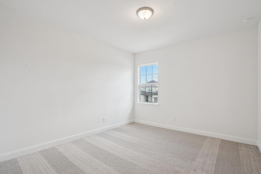 Spacious, unfurnished interior of a new home in Del Bello Lakes 60', Manvel (Image 32).