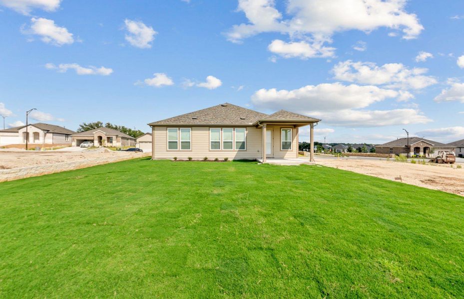 Exterior details and patio area of a home in Sun City Texas, Georgetown (Image 18). Exterior details and patio area of a home in Sun City Texas, Georgetown (Image 18).