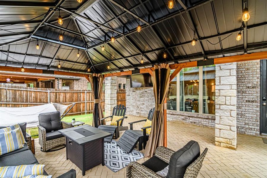 Community amenities in , Josephine (Image 35).