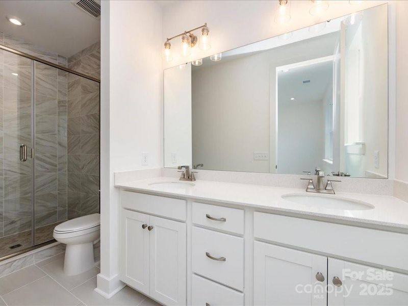 Primary En Suite Bath with Dual Vanity Primary En Suite Bath with Dual Vanity