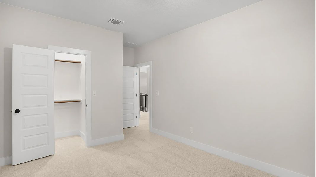 Spacious, unfurnished interior of a new home in Broken Oak, Georgetown (Image 32).