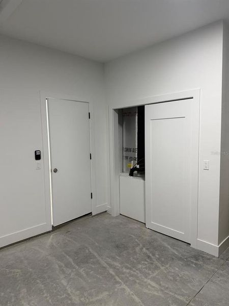 Spacious, unfurnished interior of a new home in , Summerfield (Image 46).
