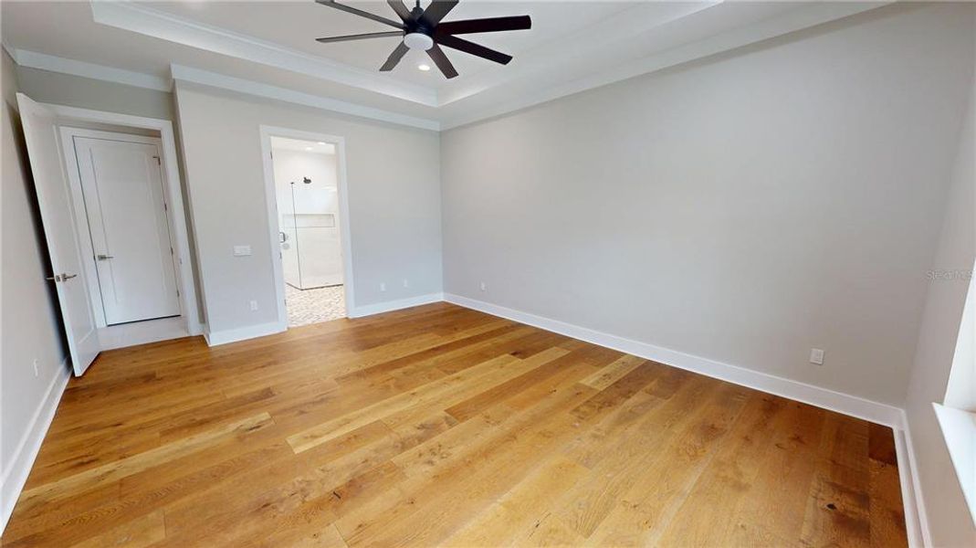 Spacious, unfurnished interior of a new home in , Punta Gorda (Image 29).