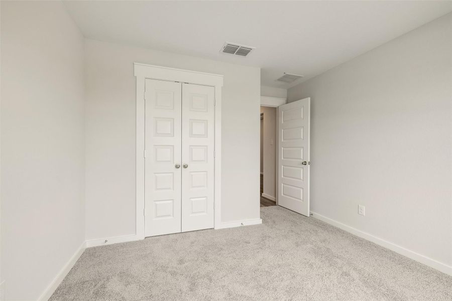Spacious, unfurnished interior of a new home in River Ranch, Dayton (Image 19).