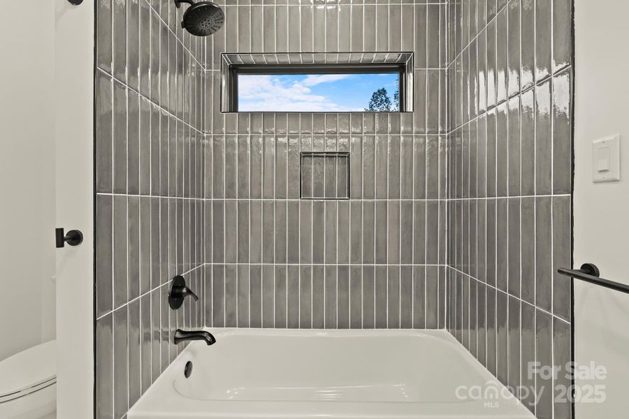 Image 27 of a home in .