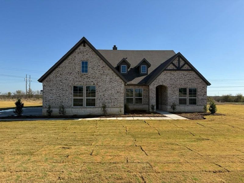 Exterior details and patio area of a home in Parker Heights, Valley View (Image 3).