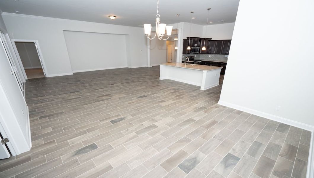 Representative unfurnished interior of a home built from the CUMBERLAND by D.R. Horton in Waterbridge, Myrtle Beach (Image 18).