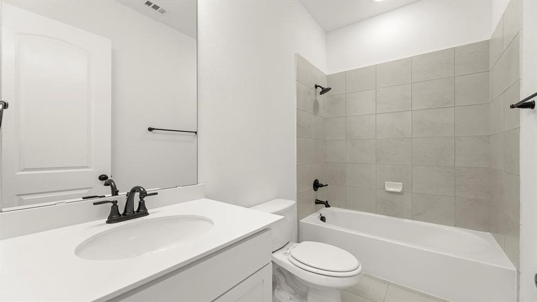 04. 736 Grand Dale - 2ND Bath