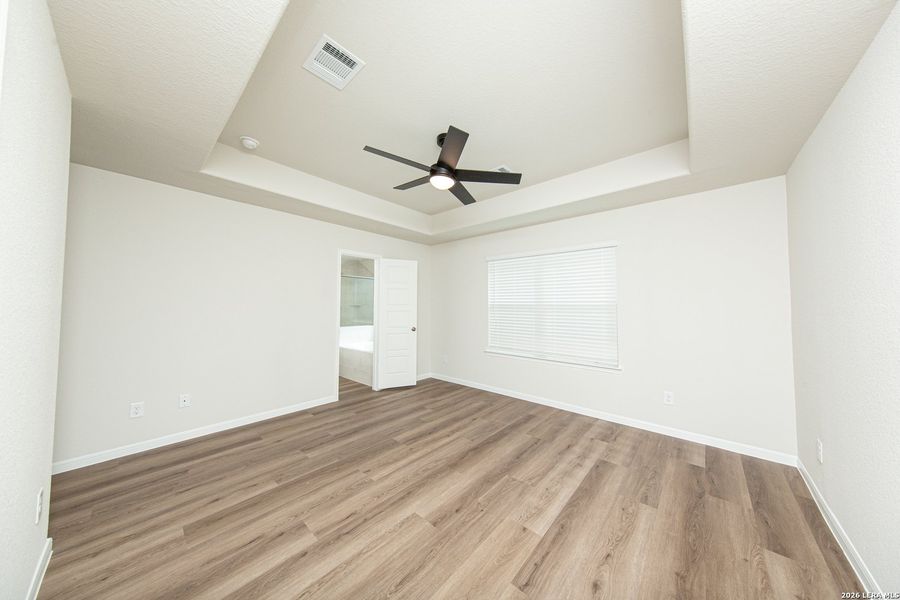 Spacious, unfurnished interior of a new home in Applewhite Meadows, San Antonio (Image 10). Spacious, unfurnished interior of a new home in Applewhite Meadows, San Antonio (Image 10).