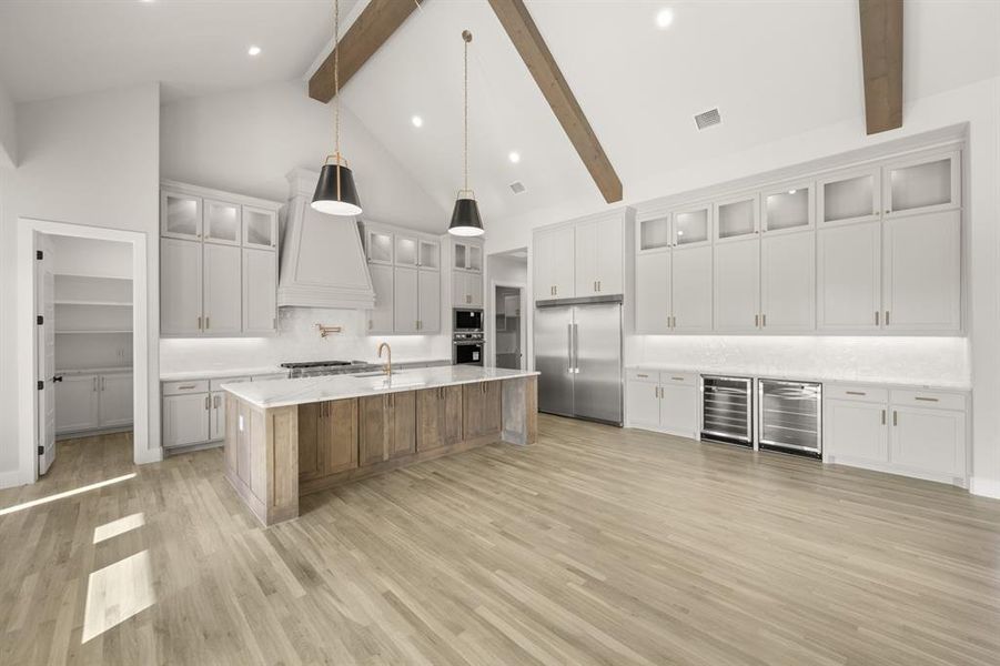 1873 Sutherland Cresent- Kitchen-2 1873 Sutherland Cresent- Kitchen-2