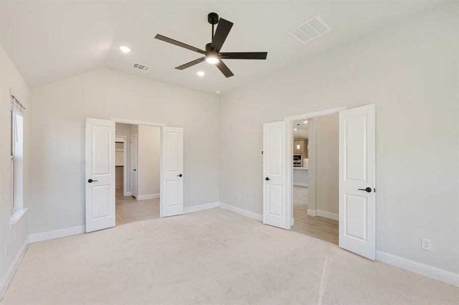 Spacious, unfurnished interior of a new home in Woodstone, Providence Village (Image 18). Spacious, unfurnished interior of a new home in Woodstone, Providence Village (Image 18).