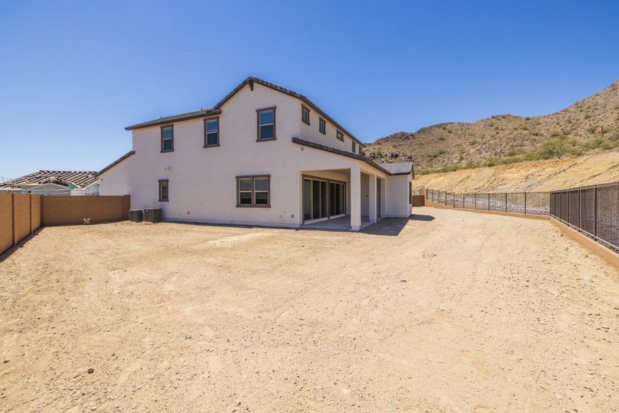 Representative exterior details of a home built from the Ponderosa by William Ryan Homes in Silver Cross, San Tan Valley (Image 33).