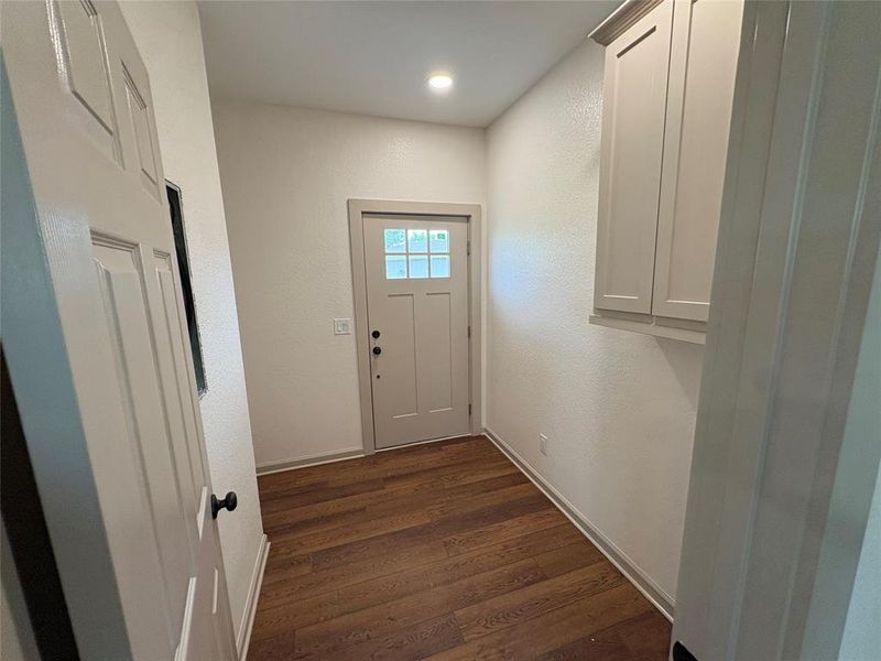 Spacious, unfurnished interior of a new home in , Quitman (Image 18). Spacious, unfurnished interior of a new home in , Quitman (Image 18).