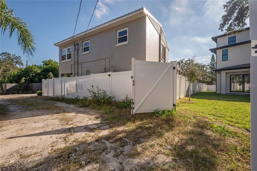 Exterior details and patio area of a home in , Tampa (Image 32).