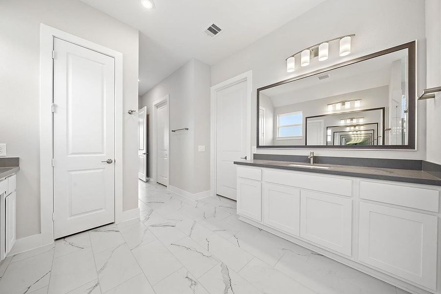 Representative furnished interior of a home built from the Dogwood by Caldwell Homes in Chambers Creek, Willis (Image 11). Representative furnished interior of a home built from the Dogwood by Caldwell Homes in Chambers Creek, Willis (Image 11).