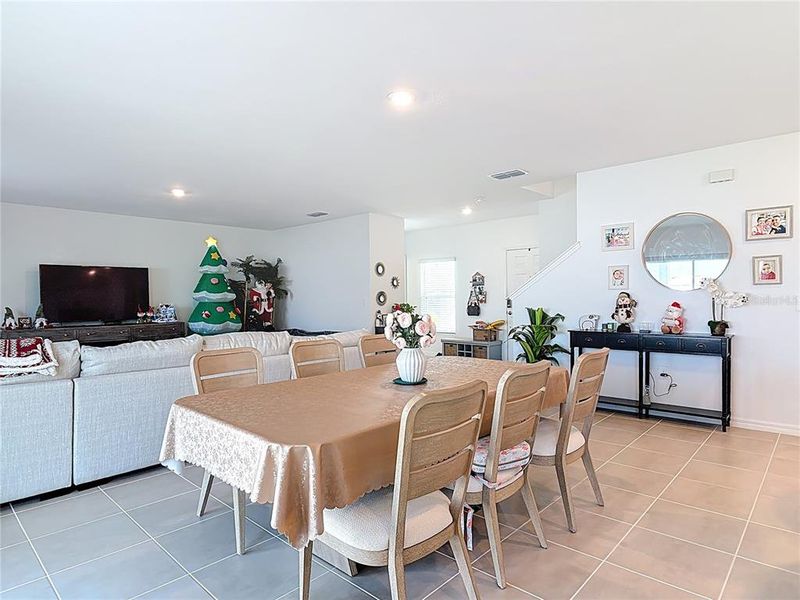 Furnished interior view inside a new home in Parkside at Cherry Lake, Groveland (Image 31).