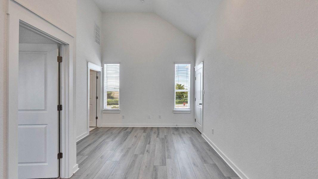 Furnished interior view inside a new home in Creeks Crossing, Elgin (Image 9).