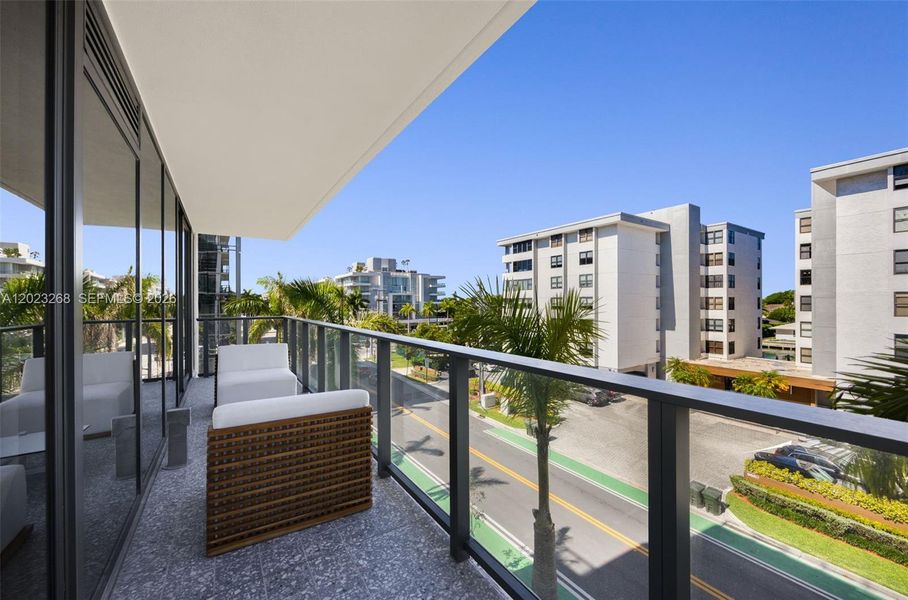 Condo located in Bay Harbor Islands, FL showcasing its design and architecture (Image 3).