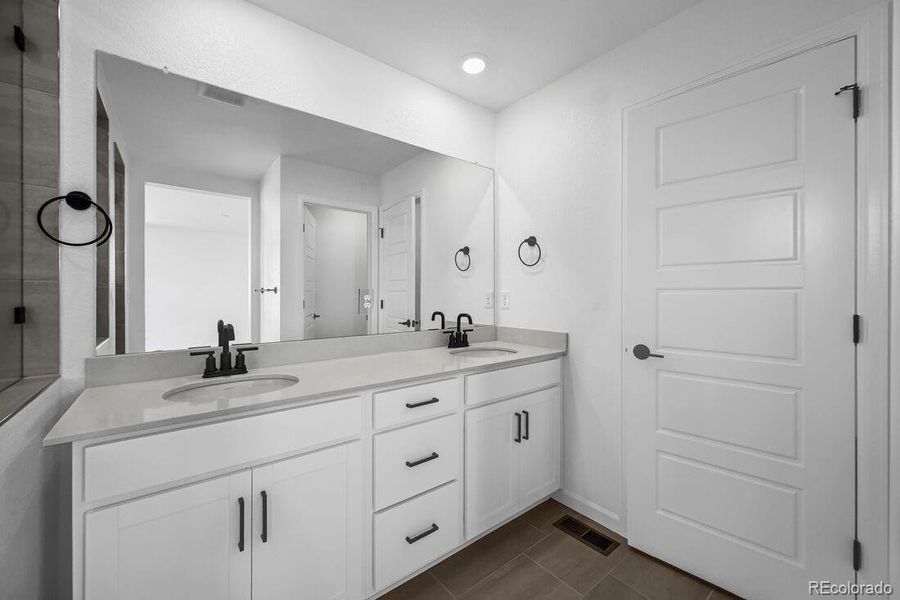 8800 Whiteclover ~ Ready Now