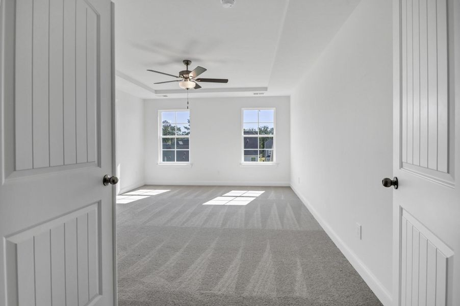 Spacious, unfurnished interior of a new home in Ashton Lakes, Lexington (Image 36).