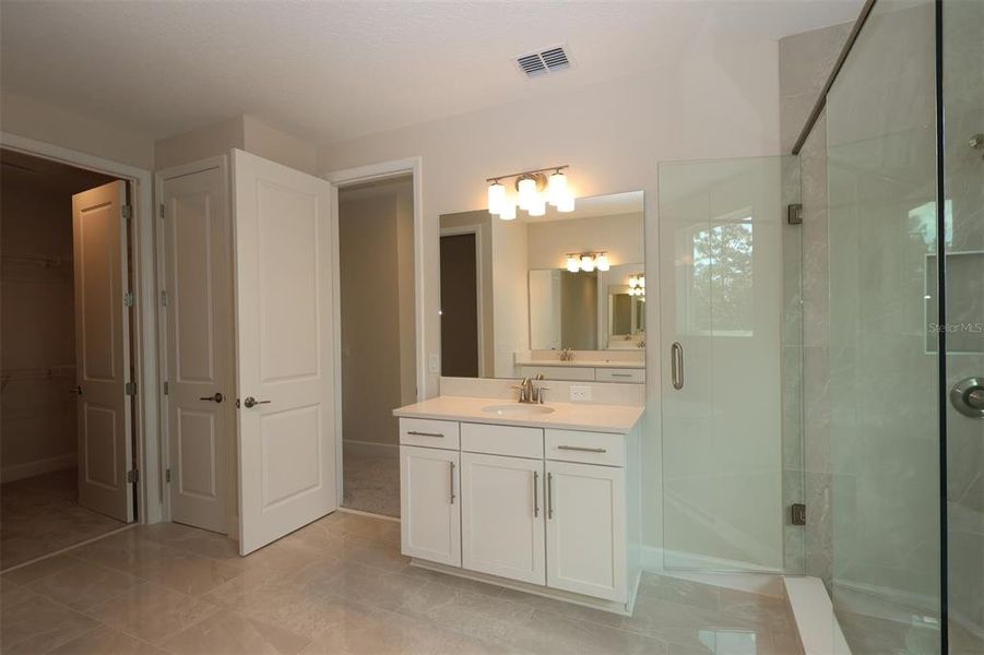 Furnished interior view inside a new home in Eden at Crossprairie, St. Cloud (Image 12).