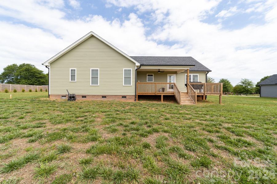 Exterior details and patio area of a home in , Lincolnton (Image 26).