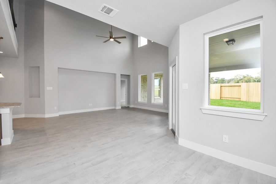 Another perspective from the breakfast area. Sample photo of completed home with similar floor plan. Actual colors and selections may vary. Another perspective from the breakfast area. Sample photo of completed home with similar floor plan. Actual colors and selections may vary.