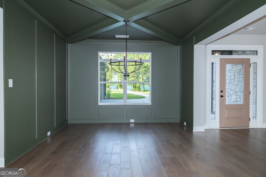 Spacious, unfurnished interior of a new home in Leverett Park, Newnan (Image 19).